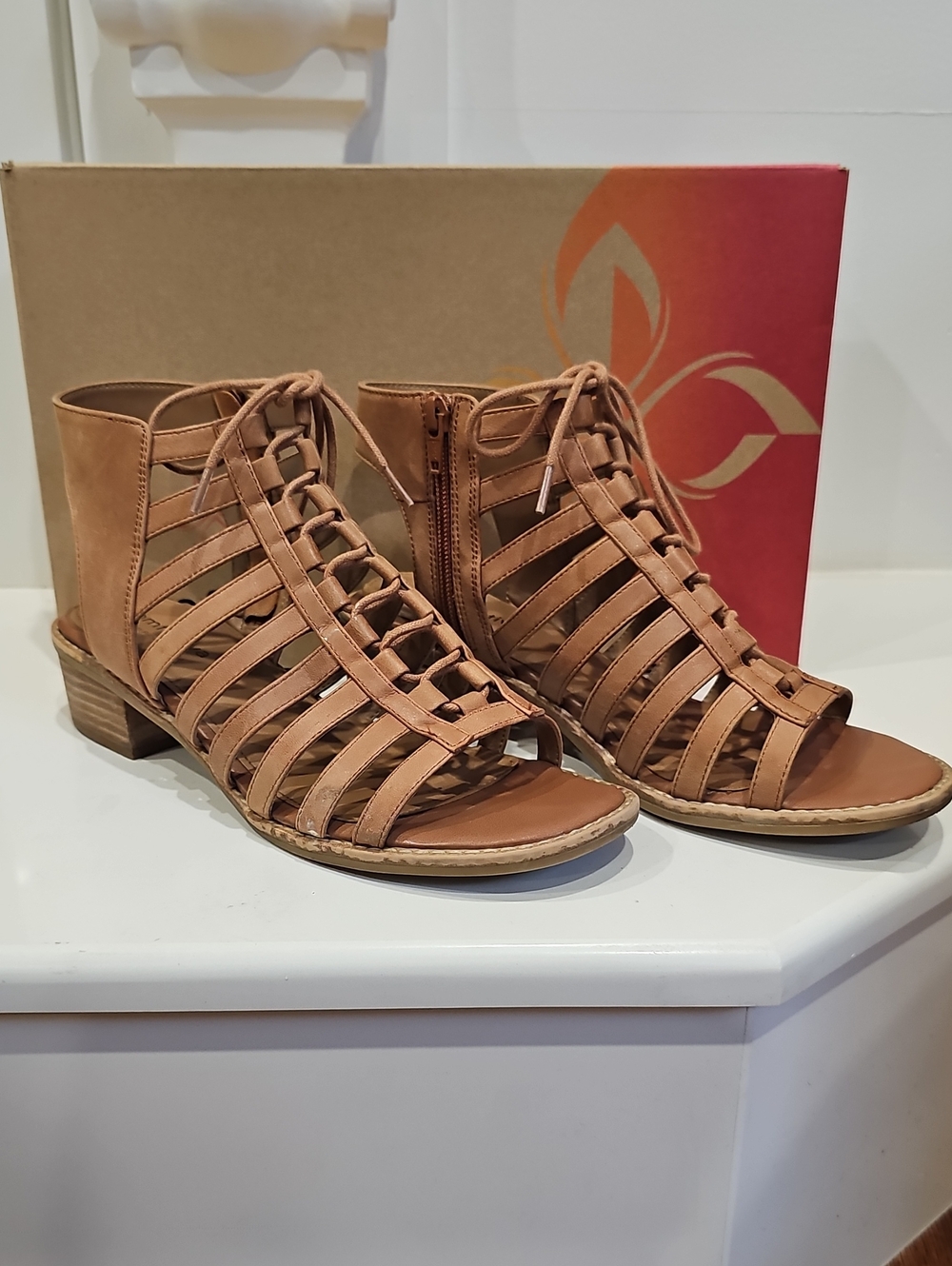 Comfortiva Tan Strappy Lace-Up Heeled Sandals Size 9.5